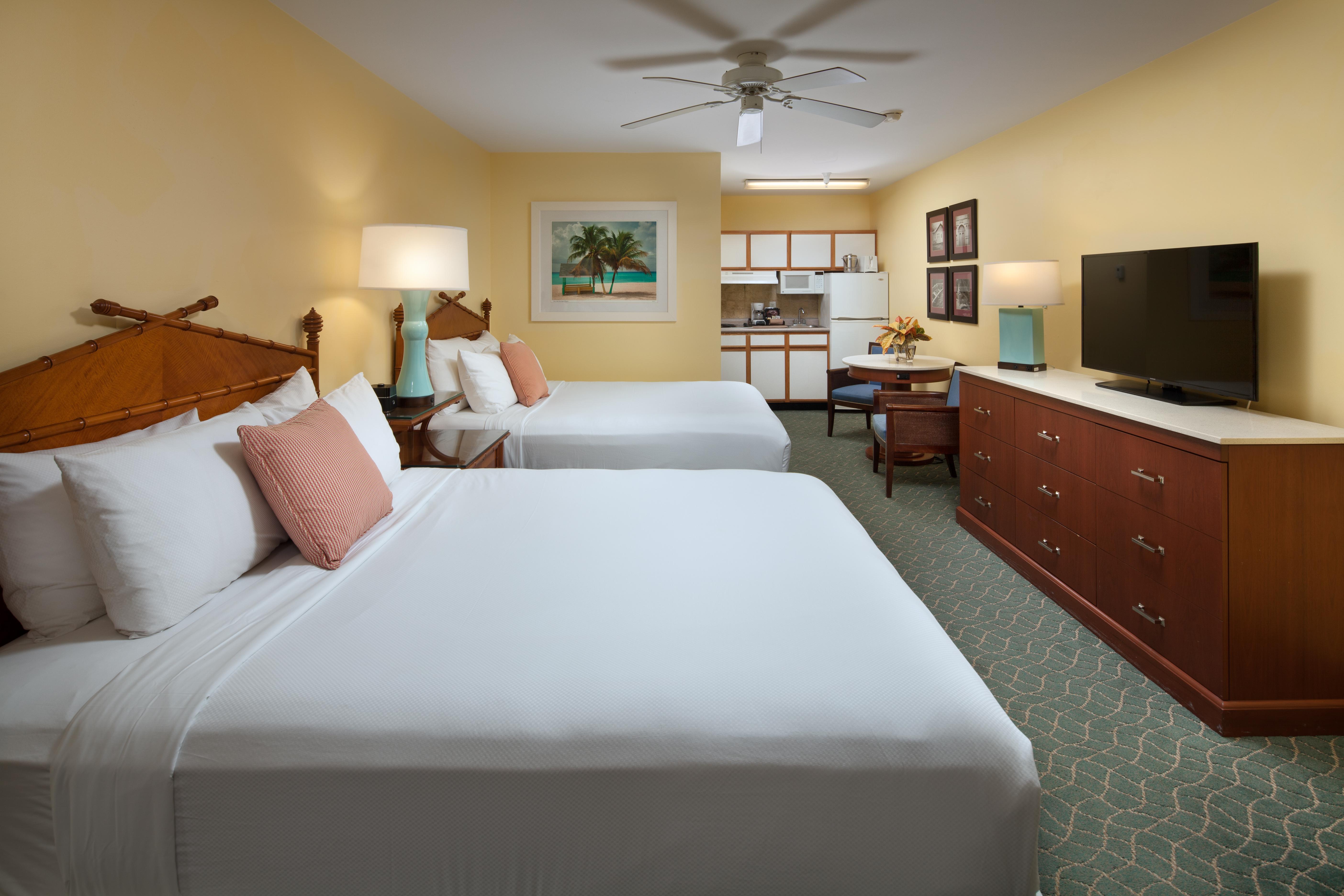 Sunshine Suites Resort West Bay Eksteriør billede